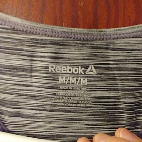 2/$20 NWT Reebok Blk Heather Dynamic Workout Tank - Picture 5 of 8